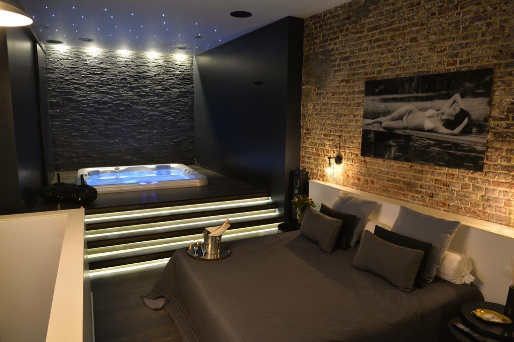 Chambre Avec Jacuzzi Sauna Privatif Bruxelles Eksteriør billede